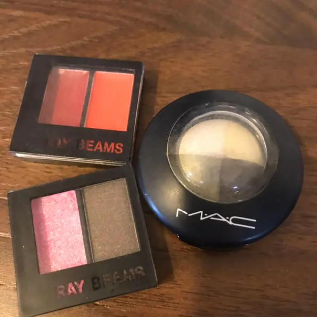 MAC(マック)のmacミネラライズアイシャドウ⭐︎おまけ付き コスメ/美容のベースメイク/化粧品(アイシャドウ)の商品写真