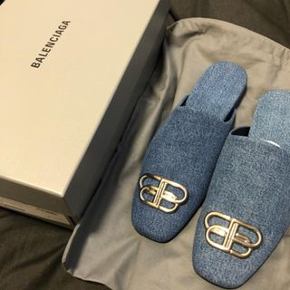 バレンシアガ(Balenciaga)のbalenciaga スリッパ　ミュール　破格！偽物の場合返品可能(スニーカー)