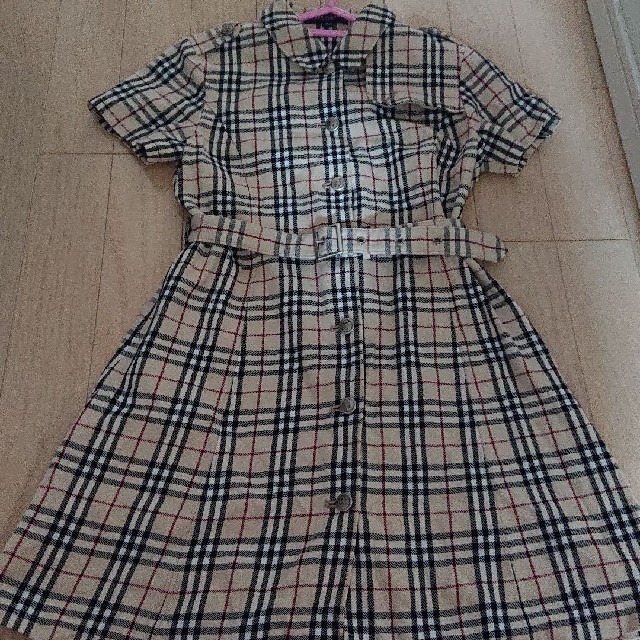 BURBERRY(バーバリー)のワンピース キッズ/ベビー/マタニティのキッズ服女の子用(90cm~)(ワンピース)の商品写真