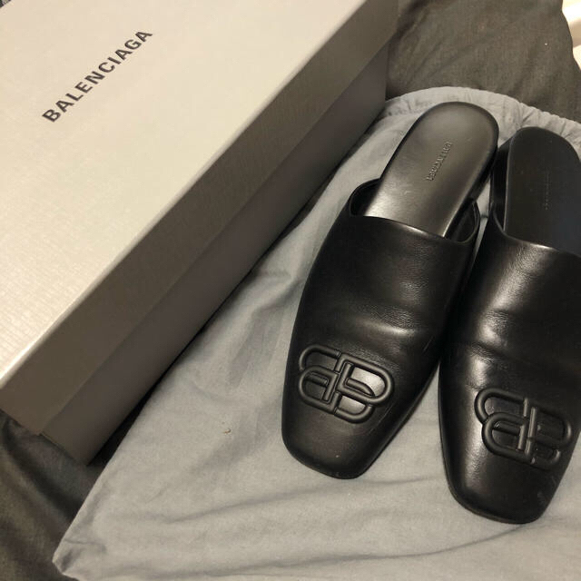 balenciaga スリッパ　定価90000円以上 メンズの靴/シューズ(スニーカー)の商品写真