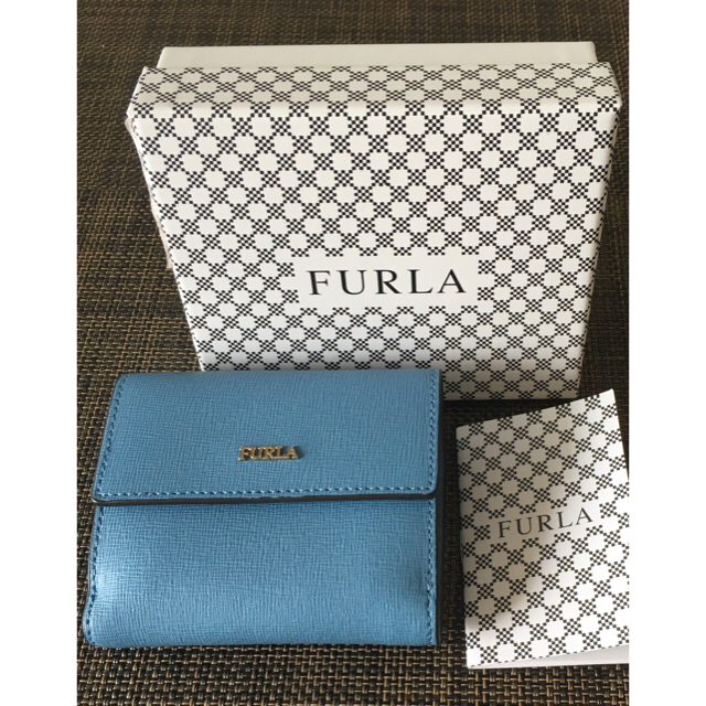 新品未使用　FURLA バビロン　ライトブルー　レザー状態新品未使用です