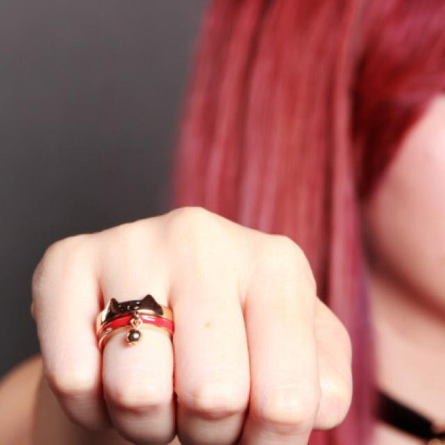 猫リングセット★新品★赤 レディースのアクセサリー(リング(指輪))の商品写真
