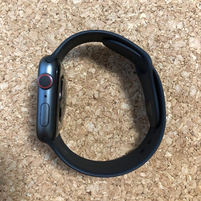 Apple Watch(アップルウォッチ)のApple Watch series4 44mm セルラー スペースグレー メンズの時計(腕時計(デジタル))の商品写真