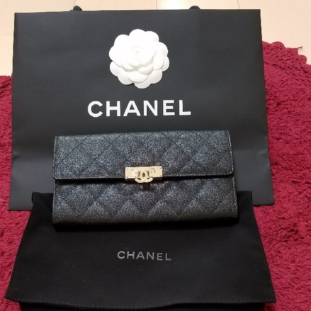 財布❤未使用❤CHANELキャビアスキンフラップ長財布