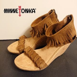 ミネトンカ(Minnetonka)の♡MINNETONKA♡フリンジ付ウェッジソールサンダル♡(サンダル)