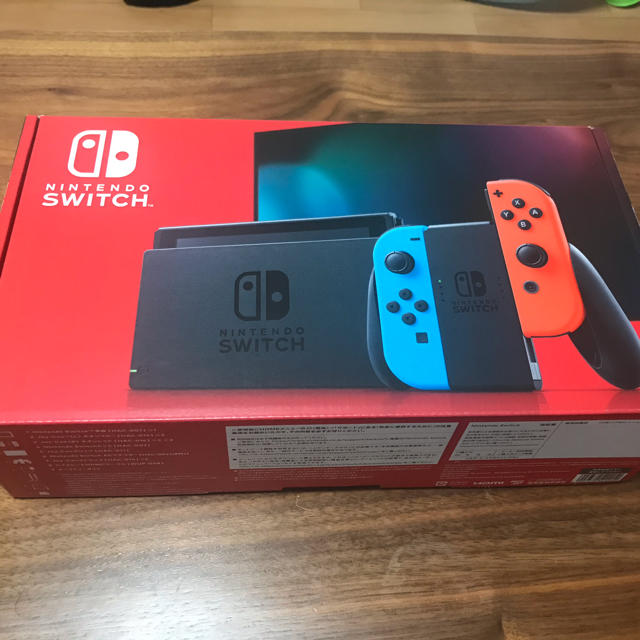 任天堂(ニンテンドウ)のNintendo Switch JOY-CON(L) ネオンブルー/(R) ネオ エンタメ/ホビーのゲームソフト/ゲーム機本体(家庭用ゲーム機本体)の商品写真