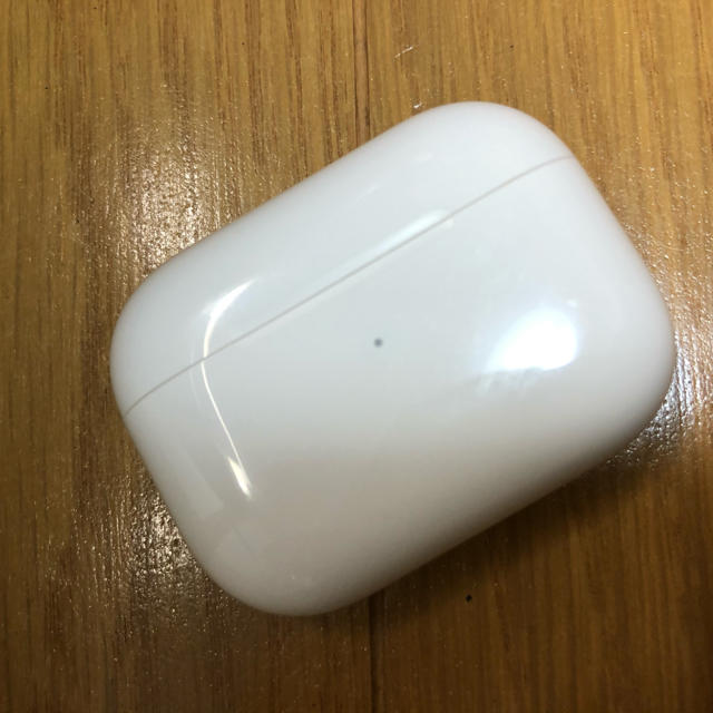 airpods pro(箱、説明書付き)スマホ/家電/カメラ