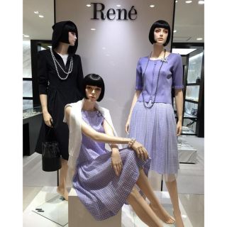 ルネ(René)のご専用です♡新品タグ付【Rene】2019年DM掲載チュールスカート(ひざ丈スカート)