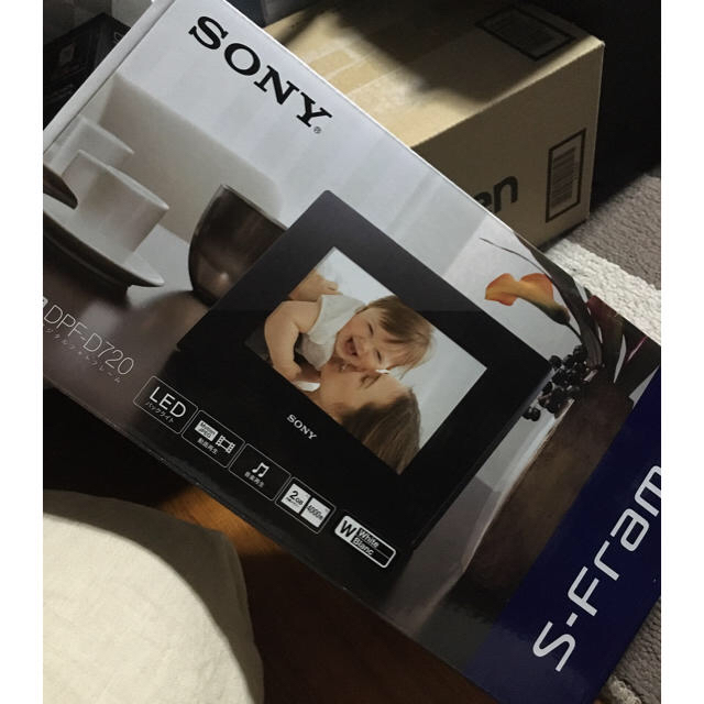 SONY(ソニー)のDPF-D720デジタルフレーム インテリア/住まい/日用品のインテリア小物(フォトフレーム)の商品写真