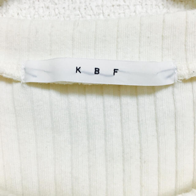 KBF(ケービーエフ)のKBF リブカットソー レディースのトップス(Tシャツ(長袖/七分))の商品写真