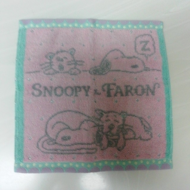 SNOOPY(スヌーピー)のSNOOPYファーロン　ﾀｵﾙﾊﾝｶﾁ レディースのファッション小物(ハンカチ)の商品写真