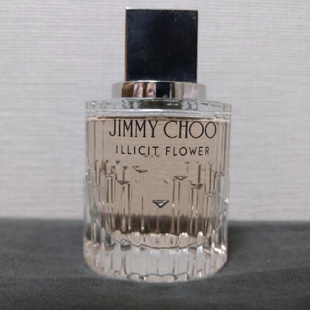 JIMMY CHOO(ジミーチュウ)のJIMMY CHOO  香水 -  ILLICIT FLOWER 40ml コスメ/美容のコスメ/美容 その他(その他)の商品写真