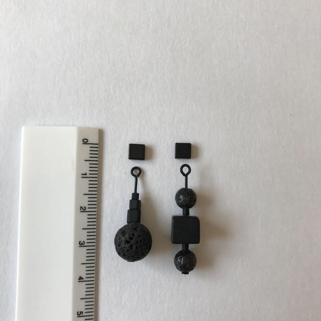 2023新品】 no.1 ラバーストーン ジェット 天然石ピアス イヤリングの