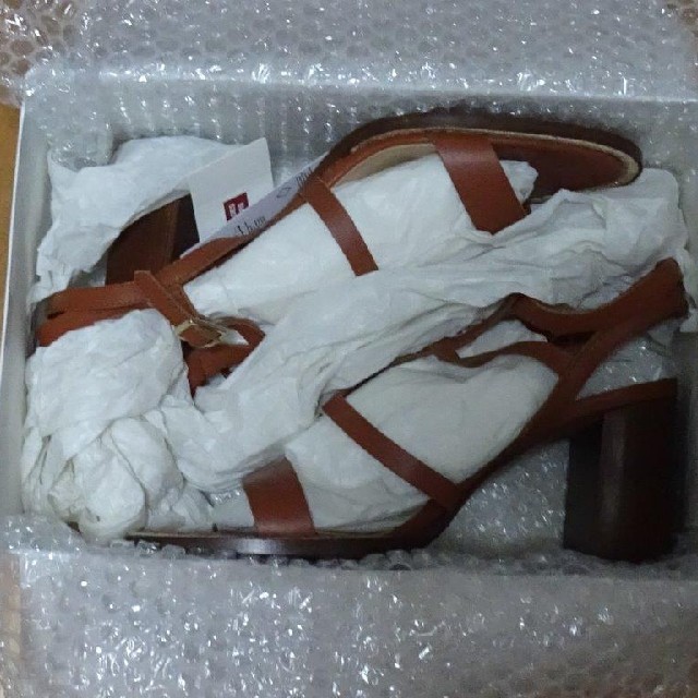 新品☆コントワー・デ・コトニエ革サンダル24.5cm☆定価25300 - サンダル