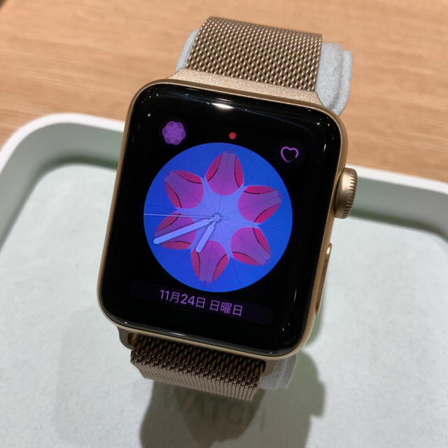 Apple Watch(アップルウォッチ)の(純正品) Apple Watch series2 38mm GPS メンズの時計(腕時計(デジタル))の商品写真