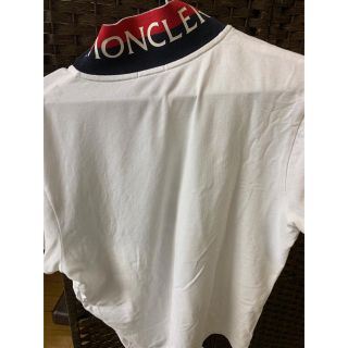 モンクレール(MONCLER)の美品　モンクレール　ダブルラインロゴ　ポロシャツ　XL 現行モデル(ポロシャツ)