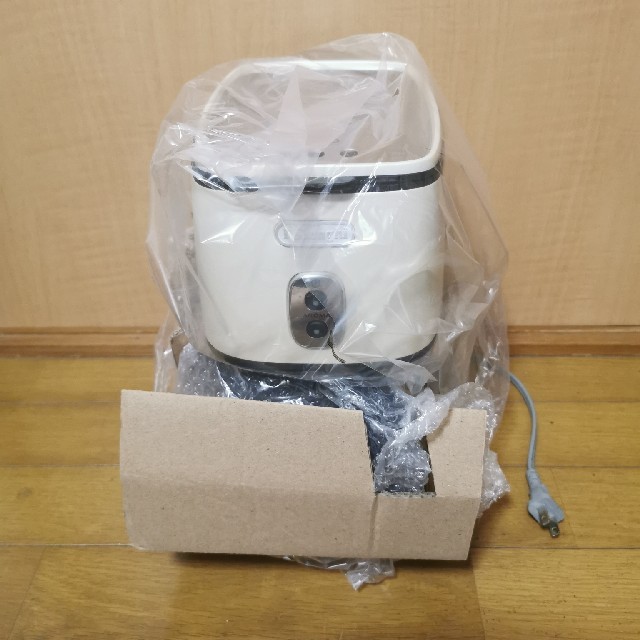 （未使用品）Delonghi Distinta ドリップコーヒーメーカー