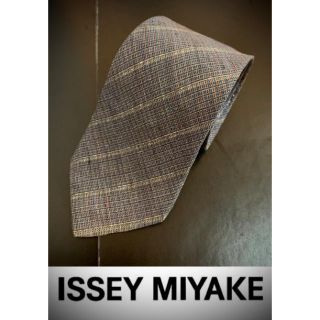 イッセイミヤケ(ISSEY MIYAKE)のイッセイ　ミヤケ　ネクタイ　(ネクタイ)