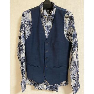 エイチアンドエム(H&M)の【H&M】花柄シャツ・ネイビーベスト(シャツ)