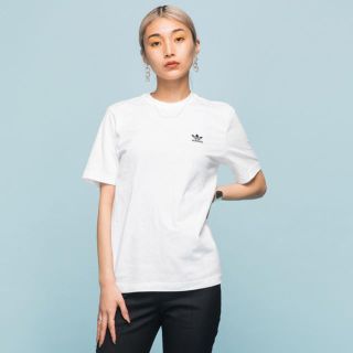 アディダス(adidas)のシャツ tシャツ ロゴt アディダス adidas 半袖 白 ホワイト ナイキ(Tシャツ(半袖/袖なし))