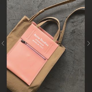 アクネ(ACNE)のAcne Studios ナイロン ロゴバッグ　bag(トートバッグ)