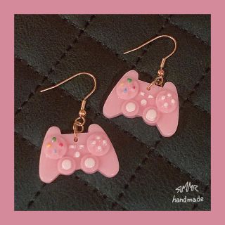 GAME ピンク ピアス(ピアス)