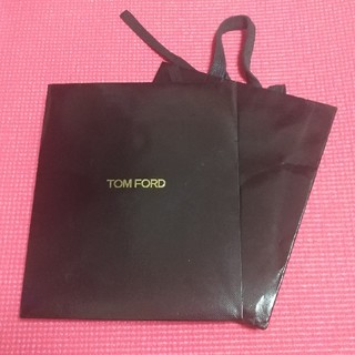トムフォード(TOM FORD)のTOM FORD　ショッパー　紙袋　プレゼント(ショップ袋)