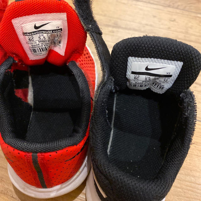 NIKE(ナイキ)のNIKE ナイキ スニーカー 12cm 2足セット！ キッズ/ベビー/マタニティのキッズ靴/シューズ(15cm~)(スニーカー)の商品写真