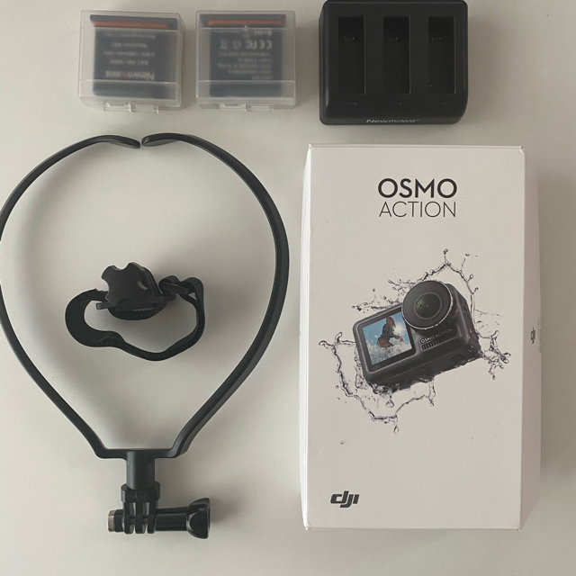 DJI Osmo Action 保護シール・バッテリー・アクセサリー付き