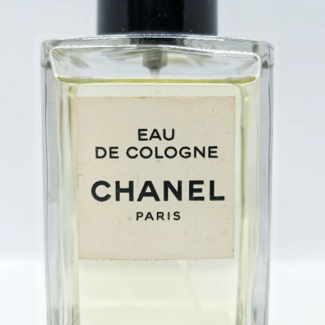 CHANEL(シャネル)の国内品　シャネル　レ ゼクスクルジフ　オードゥ コローニュ　200ml 香水 コスメ/美容の香水(ユニセックス)の商品写真