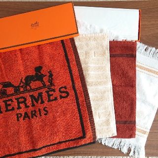 エルメス(Hermes)の【HERMES】ハンカチ タオル 4枚セット♪(ハンカチ)