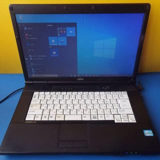 フジツウ(富士通)のLIFEBOOK A572 /F SSD  win10 office2016(ノートPC)