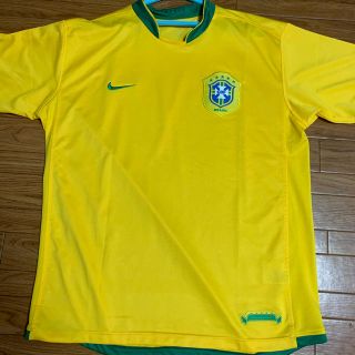 ナイキ(NIKE)の2006年のサッカーブラジル代表ユニフォームです(ウェア)