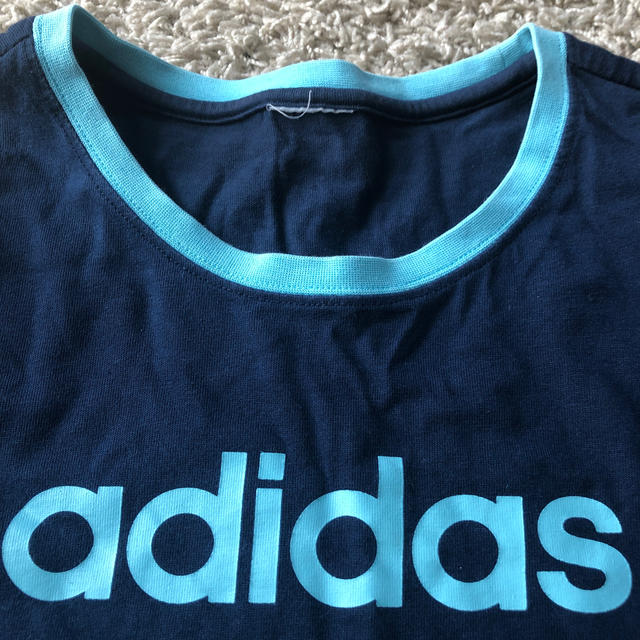 adidas(アディダス)のadidas Tシャツ S レディースのトップス(Tシャツ(半袖/袖なし))の商品写真