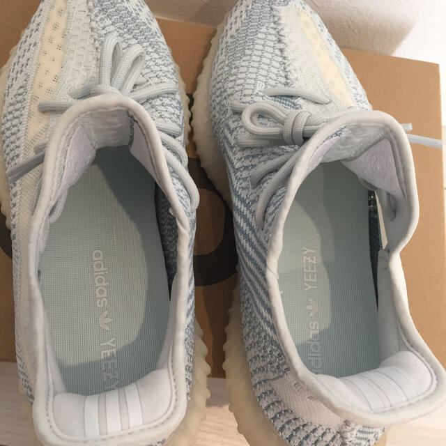 adidas(アディダス)のadidas YEEZY BOOST 350 V2 28.0 クラウドホワイト メンズの靴/シューズ(スニーカー)の商品写真