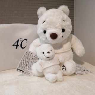 ヨンドシー(4℃)の4℃くまのプーさん　4℃くまのプーさん白色　ディズニーくまのプーさん　ぬいぐるみ(ぬいぐるみ)