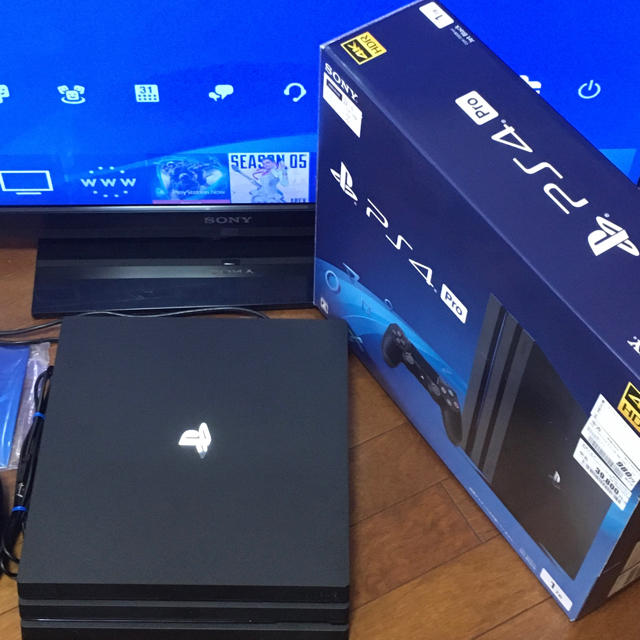 SONY ソニー Playstation4 Pro CUH-7000B B01家庭用ゲーム機本体