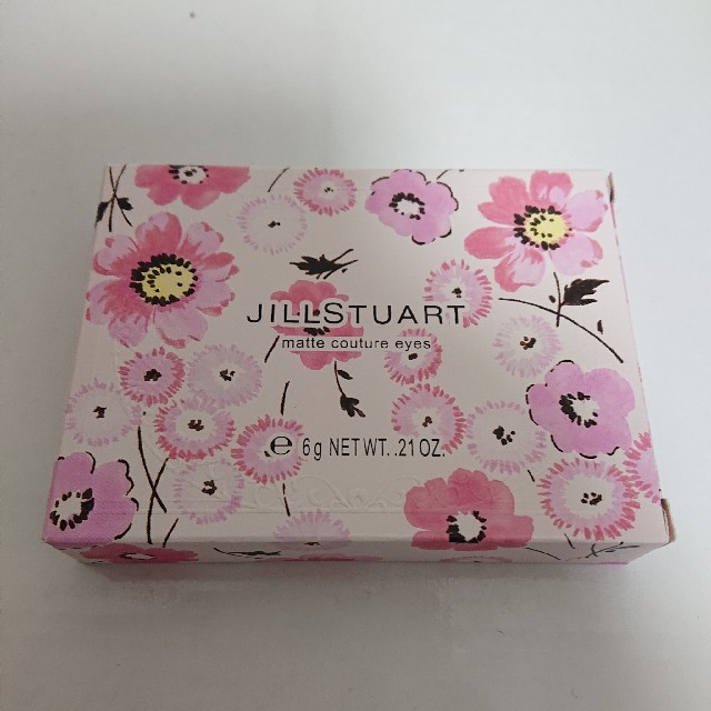 JILLSTUART(ジルスチュアート)の新品 ジルスチュアート マットクチュールアイズ 02 コスメ/美容のベースメイク/化粧品(アイシャドウ)の商品写真