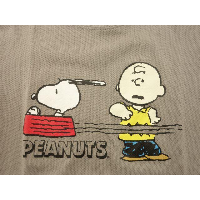 SNOOPY(スヌーピー)のT-0071　スヌーピー　Tシャツ　Sサイズ レディースのトップス(Tシャツ(半袖/袖なし))の商品写真