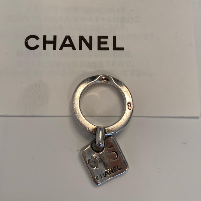 CHANEL(シャネル)のCHANEL NO5モチーフチャームシルバーリング レディースのアクセサリー(リング(指輪))の商品写真