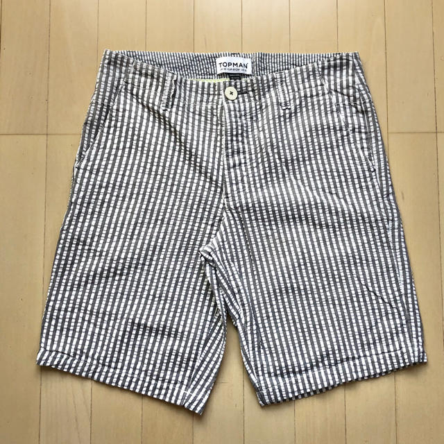 TOPMAN(トップマン)のTOPMAN コットン シアサッカー  ショーツ サイズ 32 メンズのパンツ(ショートパンツ)の商品写真