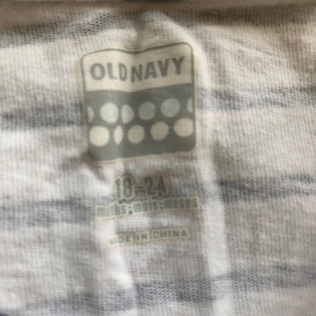 Old Navy(オールドネイビー)のボーダーワンピース　18-24ヶ月　（同時購入で100円引） キッズ/ベビー/マタニティのベビー服(~85cm)(ワンピース)の商品写真