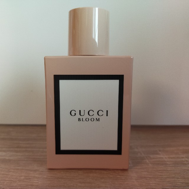 Gucci(グッチ)のグッチ ブルーム オードパルファム 50ml コスメ/美容の香水(香水(女性用))の商品写真