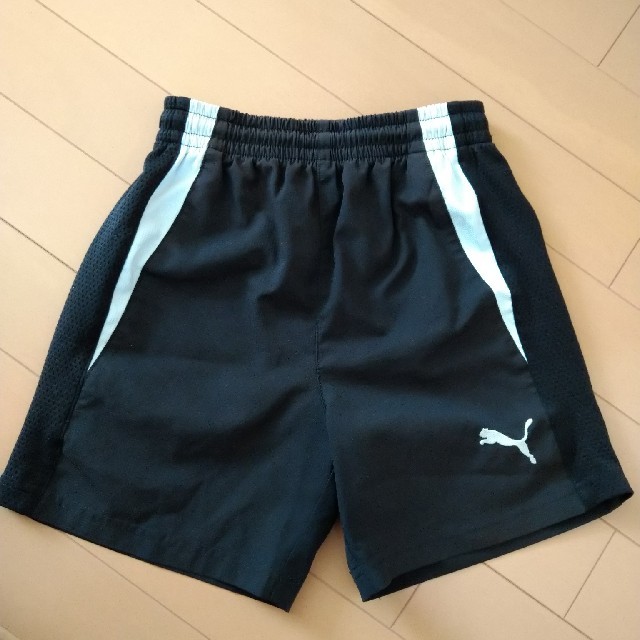 PUMA(プーマ)のキッズ　スポーツ　ズボン　120 キッズ/ベビー/マタニティのキッズ服男の子用(90cm~)(パンツ/スパッツ)の商品写真