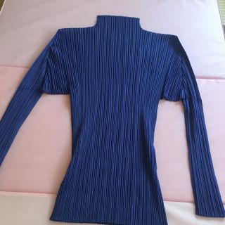 プリーツプリーズイッセイミヤケ(PLEATS PLEASE ISSEY MIYAKE)のイッセイミヤケ　トップス　プリーツプリーズ(カットソー(長袖/七分))