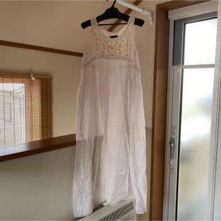 ダブルクローゼット(w closet)のw closet  刺繍ワンピース(ロングワンピース/マキシワンピース)