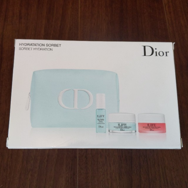 Dior(ディオール)の新品未開封 Door ライフスターターキット コスメ/美容のスキンケア/基礎化粧品(美容液)の商品写真