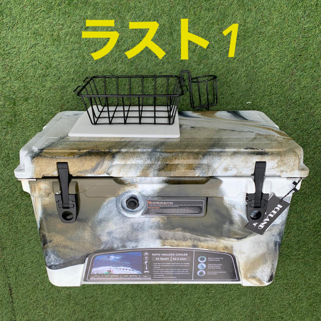 赤バルブ　アイスランドクーラーボックス 45QT ICELAND cooler