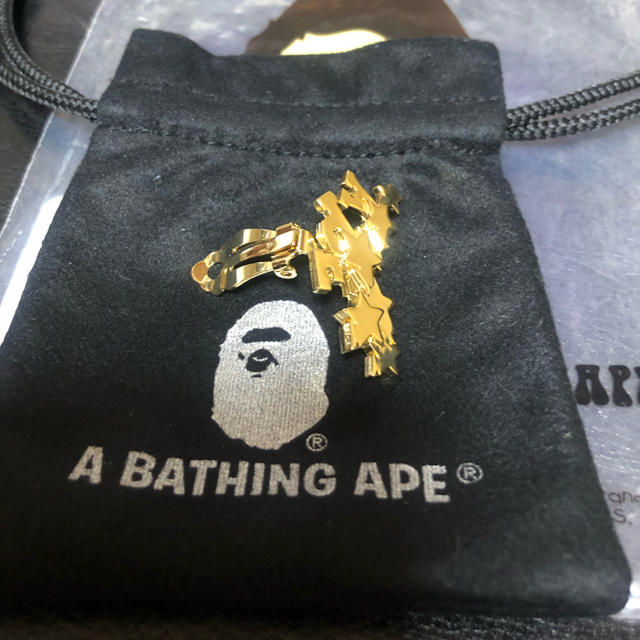 A BATHING APE(アベイシングエイプ)の正規品　A BATHING APE  STA EARRING  レディースのアクセサリー(その他)の商品写真