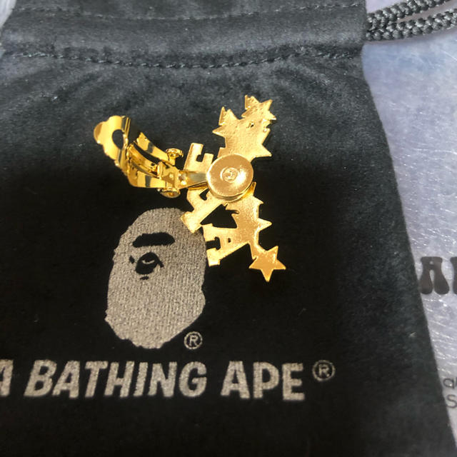 A BATHING APE(アベイシングエイプ)のA BATHING APE STA EARRING 正規品 メンズのアクセサリー(その他)の商品写真